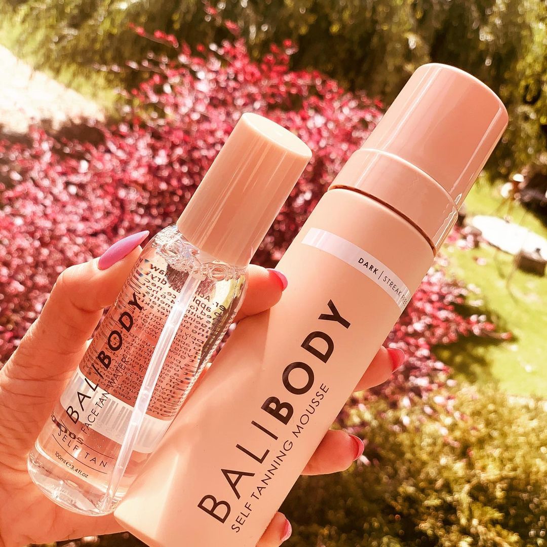 FACE TAN WATER